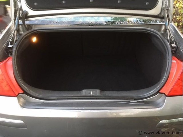 Personenauto - afbeelding 6 van  23