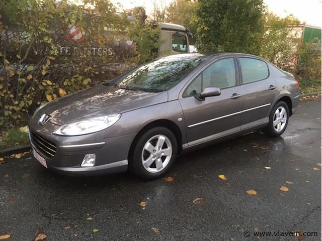 Personenauto - afbeelding 19 van  23