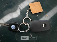 Personenautp vw passat - afbeelding 7 van  9