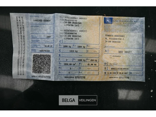 Personenautp vw passat - afbeelding 8 van  9