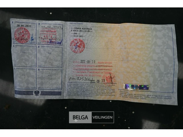 Personenautp vw passat - afbeelding 9 van  9