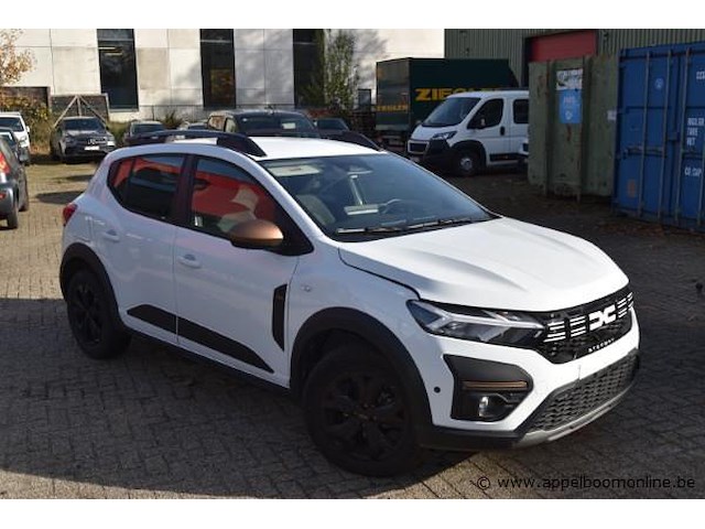 Personenwagen dacia, sandero, datum eerste insch 23/08/2024, uu1djf00973553741, 999cm³, 67kw, benzine, euro 6e, kilometerstand 7421km - afbeelding 1 van  15