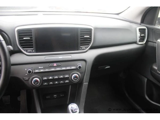 Personenwagen kia sportage,diesel/hybride, 1598cm³,100kw,1e inschr 13/5/21,u5ypg812aml047828, 10111km, co²-uitstoot ng, euro6, spaans registreringsattest, gelijkvormigheidsattest, keuring na, 2sleutels - afbeelding 11 van  15