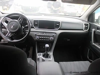 Personenwagen kia sportage,diesel/hybride, 1598cm³,100kw,1e inschr 13/5/21,u5ypg812aml047828, 10111km, co²-uitstoot ng, euro6, spaans registreringsattest, gelijkvormigheidsattest, keuring na, 2sleutels - afbeelding 13 van  15