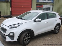 Personenwagen kia sportage,diesel/hybride, 1598cm³,100kw,1e inschr 13/5/21,u5ypg812aml047828, 10111km, co²-uitstoot ng, euro6, spaans registreringsattest, gelijkvormigheidsattest, keuring na, 2sleutels - afbeelding 1 van  15