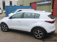 Personenwagen kia sportage,diesel/hybride, 1598cm³,100kw,1e inschr 13/5/21,u5ypg812aml047828, 10111km, co²-uitstoot ng, euro6, spaans registreringsattest, gelijkvormigheidsattest, keuring na, 2sleutels - afbeelding 2 van  15
