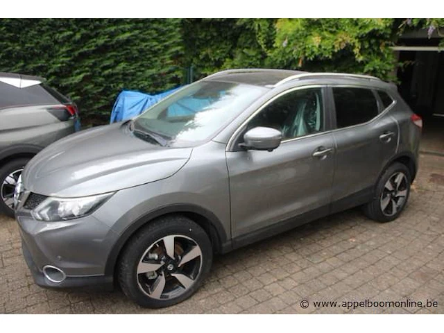 Personenwagen nissan qashqai, diesel, 1461cm³, 81kw, productiejaar 2016, sjnfaaj11u1720246, 5km, co²-uitstoot 113g/km, euro6w, pools kenteken, gelijkvormigheidsattest, 2 sleutels - afbeelding 1 van  11