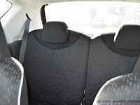 Personenwagen peugeot 107, datum eerste insch ngk, zonder sleutels, zonder papieren - afbeelding 2 van  10