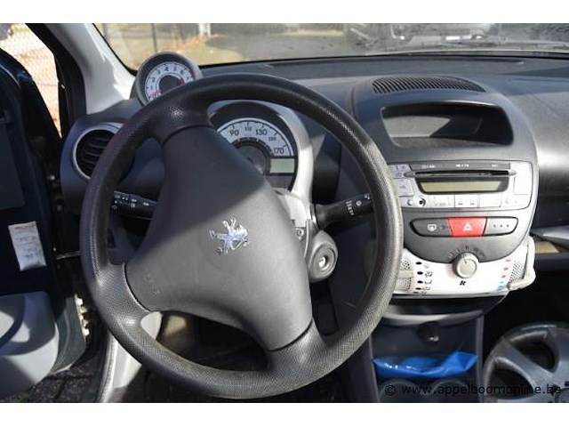 Personenwagen peugeot 107, datum eerste insch ngk, zonder sleutels, zonder papieren - afbeelding 10 van  10