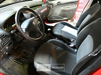 Personenwagen peugeot 206 - afbeelding 12 van  16