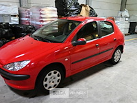 Personenwagen peugeot 206