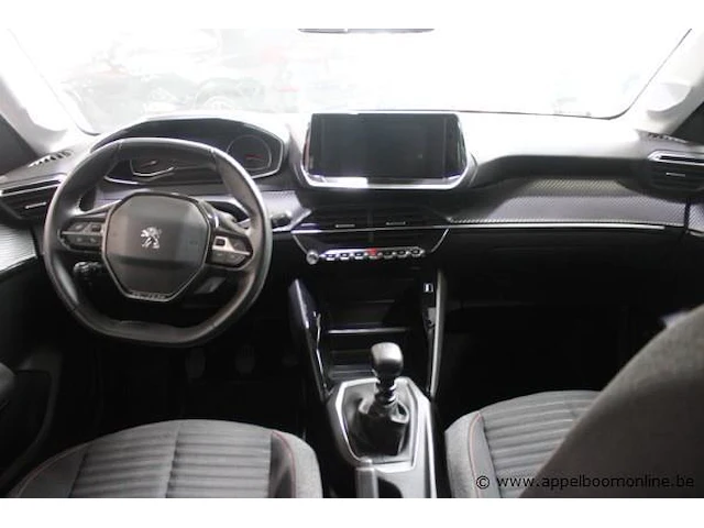 Personenwagen peugeot 208, benzine, 1199cm³, 74kw, 1e inschr 17/03/2021, vr3uphnekm5815679, 21707km, co²-uitstoot ng, euro6ap, spaans kenteken, gelijkvormigheidsattest, 2 sleutels - afbeelding 2 van  13