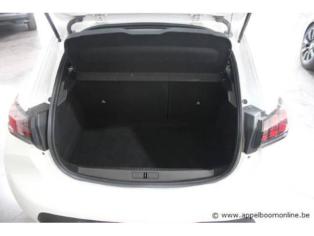 Personenwagen peugeot 208, benzine, 1199cm³, 74kw, 1e inschr 17/03/2021, vr3uphnekm5815679, 21707km, co²-uitstoot ng, euro6ap, spaans kenteken, gelijkvormigheidsattest, 2 sleutels - afbeelding 3 van  13