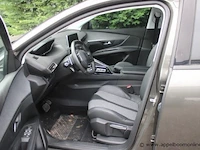 Personenwagen peugeot 3008, benzine, 1199cm³, 96kw, 1e inschr 17/12/2018, vf3mrhnsrjs486815, 36502km, co²-uitstoot ng, euro6d-temp, kenteken i+ii, gelijkvormigheidsattest, 2 sleutels - afbeelding 5 van  9
