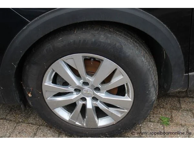 Personenwagen peugeot 3008, benzine, 1199cm³, 96kw, 1e inschr 30-03-2021, vf3mrhnsmms068680, 31176km, co²-uitstoot ng, euro6ap, spaans kenteken, gelijkvormigheidsattest, 2 sleutels - afbeelding 5 van  10