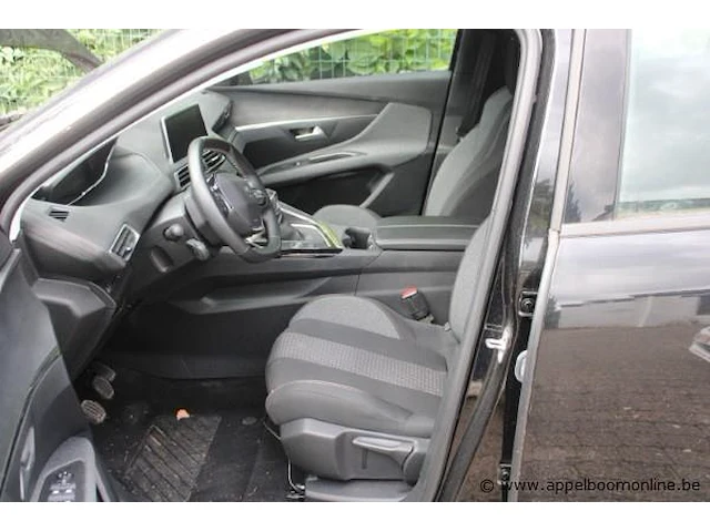 Personenwagen peugeot 3008, benzine, 1199cm³, 96kw, 1e inschr 30-03-2021, vf3mrhnsmms068680, 31176km, co²-uitstoot ng, euro6ap, spaans kenteken, gelijkvormigheidsattest, 2 sleutels - afbeelding 8 van  10