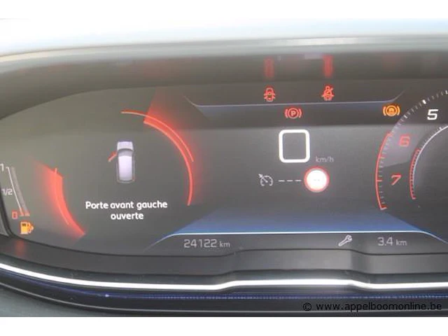Personenwagen peugeot 3008, benzine, 1199cm³,96kw,1e inschr 10/3/20,vf3m45gbuks387354, 24122km ng, co²-uitstoot ng, euro6d, spaans registratieattest, duplicaat gelijkvormigheidsattest, keuring na, 2sleutels - afbeelding 11 van  14