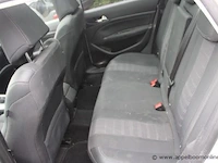 Personenwagen peugeot 308, diesel, 1499cm³, 96kw, 1e inschr 22/08/2018, vf3lcyhzpjs037185, 87817km, co²-uitstoot ng, euro6d-temp-ev, kenteken i+ii, gelijkvormigheidsattest, keuring tot 22/08/2025, 2 sleutels - afbeelding 2 van  13