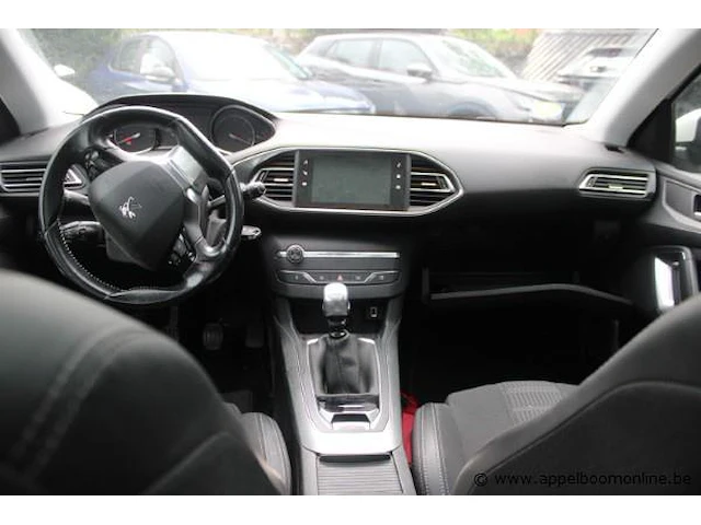 Personenwagen peugeot 308, diesel, 1499cm³, 96kw, 1e inschr 22/08/2018, vf3lcyhzpjs037185, 87817km, co²-uitstoot ng, euro6d-temp-ev, kenteken i+ii, gelijkvormigheidsattest, keuring tot 22/08/2025, 2 sleutels - afbeelding 3 van  13