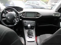 Personenwagen peugeot 308, diesel, 1499cm³, 96kw, 1e inschr 22/08/2018, vf3lcyhzpjs037185, 87817km, co²-uitstoot ng, euro6d-temp-ev, kenteken i+ii, gelijkvormigheidsattest, keuring tot 22/08/2025, 2 sleutels - afbeelding 3 van  13