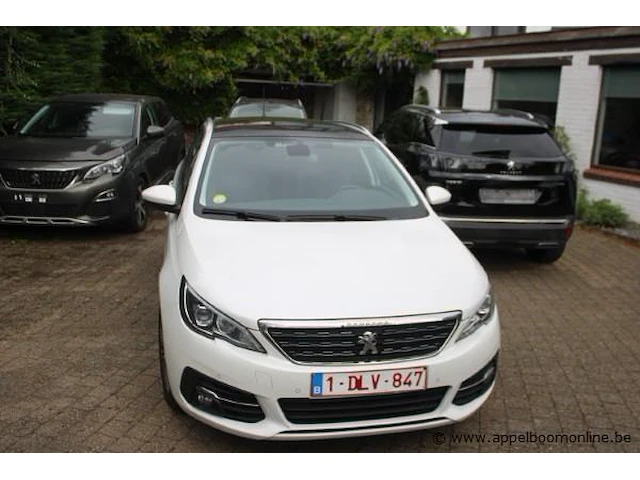 Personenwagen peugeot 308, diesel, 1499cm³, 96kw, 1e inschr 22/08/2018, vf3lcyhzpjs037185, 87817km, co²-uitstoot ng, euro6d-temp-ev, kenteken i+ii, gelijkvormigheidsattest, keuring tot 22/08/2025, 2 sleutels - afbeelding 6 van  13