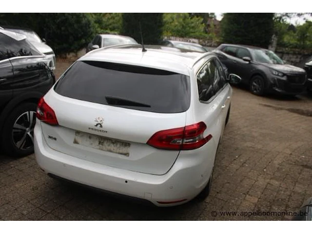 Personenwagen peugeot 308, diesel, 1499cm³, 96kw, 1e inschr 22/08/2018, vf3lcyhzpjs037185, 87817km, co²-uitstoot ng, euro6d-temp-ev, kenteken i+ii, gelijkvormigheidsattest, keuring tot 22/08/2025, 2 sleutels - afbeelding 8 van  13