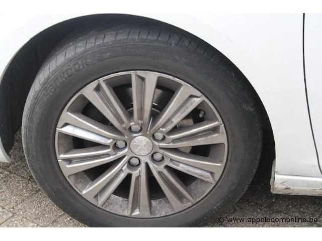 Personenwagen peugeot 308, diesel, 1499cm³, 96kw, 1e inschr 22/08/2018, vf3lcyhzpjs037185, 87817km, co²-uitstoot ng, euro6d-temp-ev, kenteken i+ii, gelijkvormigheidsattest, keuring tot 22/08/2025, 2 sleutels - afbeelding 10 van  13