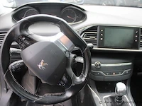 Personenwagen peugeot 308, diesel, 1499cm³, 96kw, 1e inschr 22/08/2018, vf3lcyhzpjs037185, 87817km, co²-uitstoot ng, euro6d-temp-ev, kenteken i+ii, gelijkvormigheidsattest, keuring tot 22/08/2025, 2 sleutels - afbeelding 13 van  13