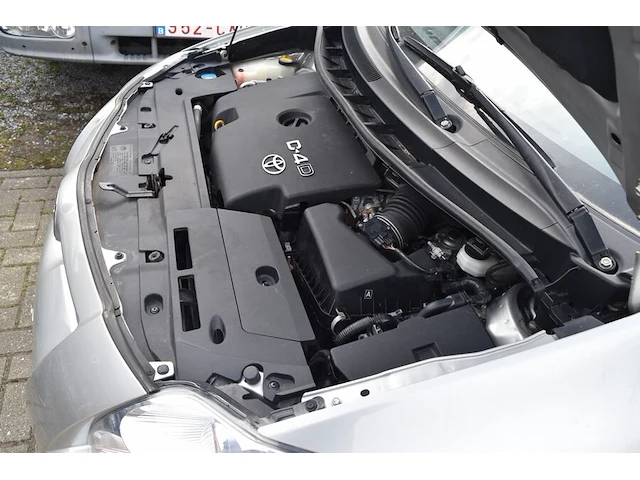 Personenwagen toyota auris (motor kapot)(defect)(sleutel, alle boorddocumenten) - afbeelding 8 van  33