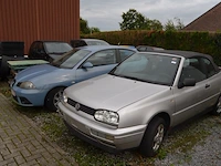 Personenwagen volkswagen golf cabriolet, type: 1e, variant: abaamx01, versie: 5gfm520009kl, chassisnummer: wvwzzz1ezwk003310, bouwjaar: 15/06/2000, met inschrijvingsbewijs en sleutel, gelijkvormigheidsattest, schouwingsbewijs verlopen