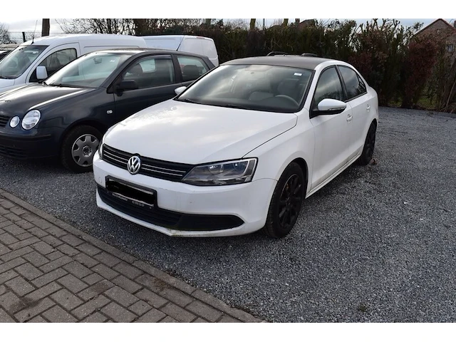 Personenwagen volkswagen jetta, type 16, variant aacffbx0, versie fm6fm62q025n7mgn1vr0, ch.nr. wvwzzz16zbm086090, bj.21.06.2011 (sleutel, boorddocumenten: geen inschrijvingsbewijs (roze formulier), gelijkvormigheidsattest) - afbeelding 4 van  30