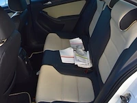 Personenwagen volkswagen jetta, type 16, variant aacffbx0, versie fm6fm62q025n7mgn1vr0, ch.nr. wvwzzz16zbm086090, bj.21.06.2011 (sleutel, boorddocumenten: geen inschrijvingsbewijs (roze formulier), gelijkvormigheidsattest) - afbeelding 28 van  30