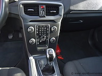 Personenwagen volvo, v40, datum eerste insch 08/11/2017, yv1mv7481j2466882, 1969cm³, 88kw, diesel, euro 6b, kilometerstand 194787km - afbeelding 5 van  17