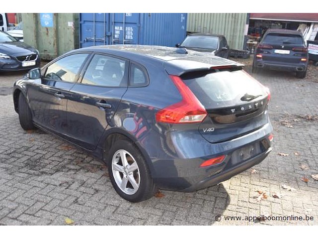 Personenwagen volvo, v40, datum eerste insch 08/11/2017, yv1mv7481j2466882, 1969cm³, 88kw, diesel, euro 6b, kilometerstand 194787km - afbeelding 13 van  17