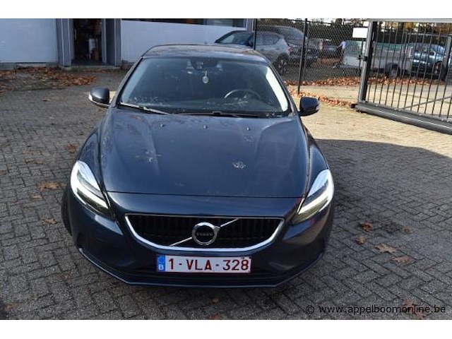 Personenwagen volvo, v40, datum eerste insch 08/11/2017, yv1mv7481j2466882, 1969cm³, 88kw, diesel, euro 6b, kilometerstand 194787km - afbeelding 16 van  17