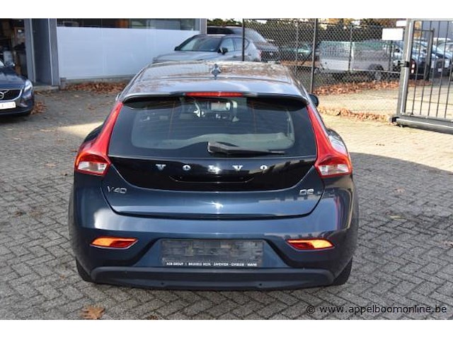 Personenwagen volvo, v40, datum eerste insch 09/10/2017, yv1mv7481j2461668, 1969cm³, 88kw, diesel, euro 6b, kilometerstand 225403km - afbeelding 13 van  16
