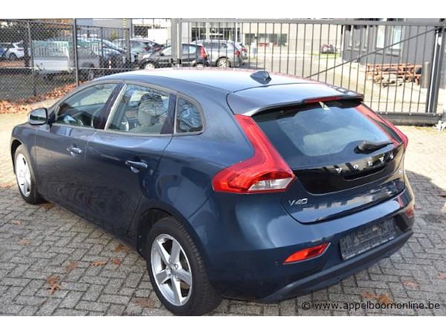 Personenwagen volvo, v40, datum eerste insch 09/10/2017, yv1mv7481j2461668, 1969cm³, 88kw, diesel, euro 6b, kilometerstand 225403km - afbeelding 14 van  16