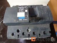 Pertinax montageplaat eh3m80eh, circuit breaker, schakelaar - afbeelding 2 van  7
