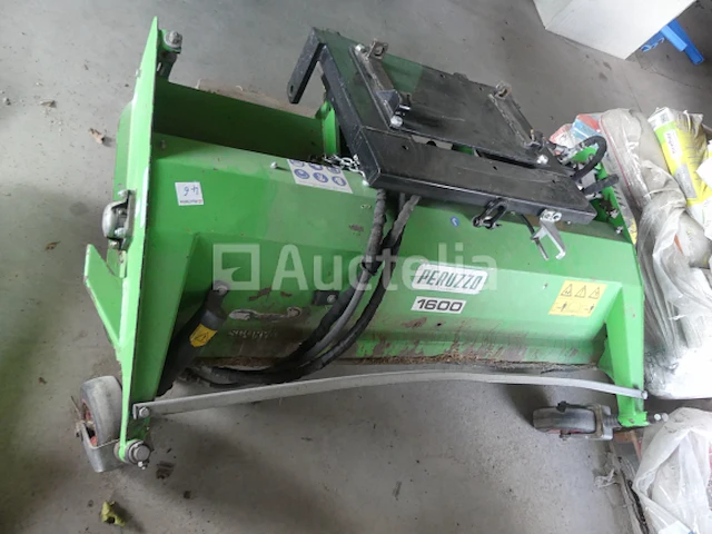 Peruzzo scorpion 1600 klepelbreker - afbeelding 2 van  8