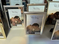 Peter hadley diverse kleuren en maten fotolijsten o.a. verzilverd (19x) - afbeelding 4 van  10