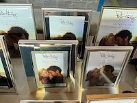 Peter hadley diverse kleuren en maten fotolijsten o.a. verzilverd (19x) - afbeelding 7 van  10