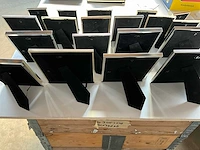 Peter hadley diverse kleuren en maten fotolijsten o.a. verzilverd (19x) - afbeelding 10 van  10
