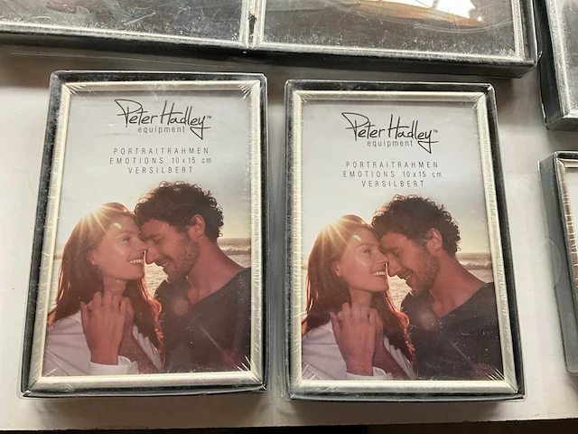 Peter hadley diverse verzilverde fotolijsten (13x) - afbeelding 4 van  8