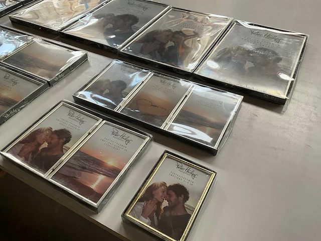 Peter hadley diverse verzilverde fotolijsten (19x) - afbeelding 2 van  11
