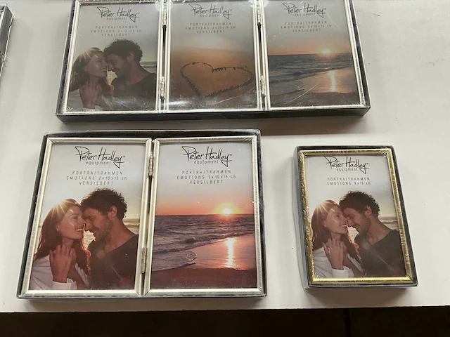 Peter hadley diverse verzilverde fotolijsten (19x) - afbeelding 11 van  11