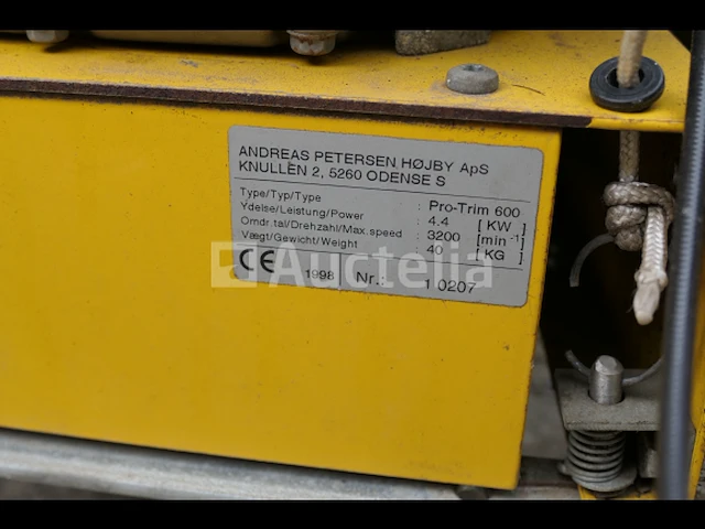 Petersen pro-trim 600 borstelmachine op wielen - afbeelding 7 van  11