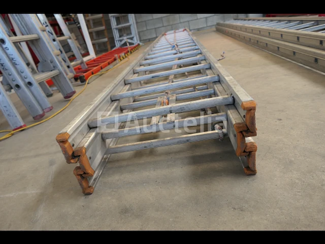 Petry sso 320 aluminium ladder met drievoudig element - afbeelding 5 van  9