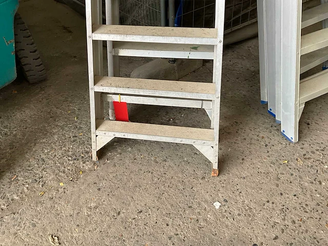Petry vouwladder (2x) - afbeelding 2 van  4