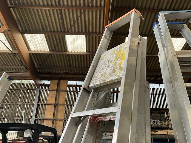 Petry vouwladder (2x) - afbeelding 3 van  4