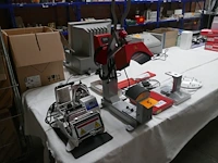 Pettenpres print equipment + tassenpres print
